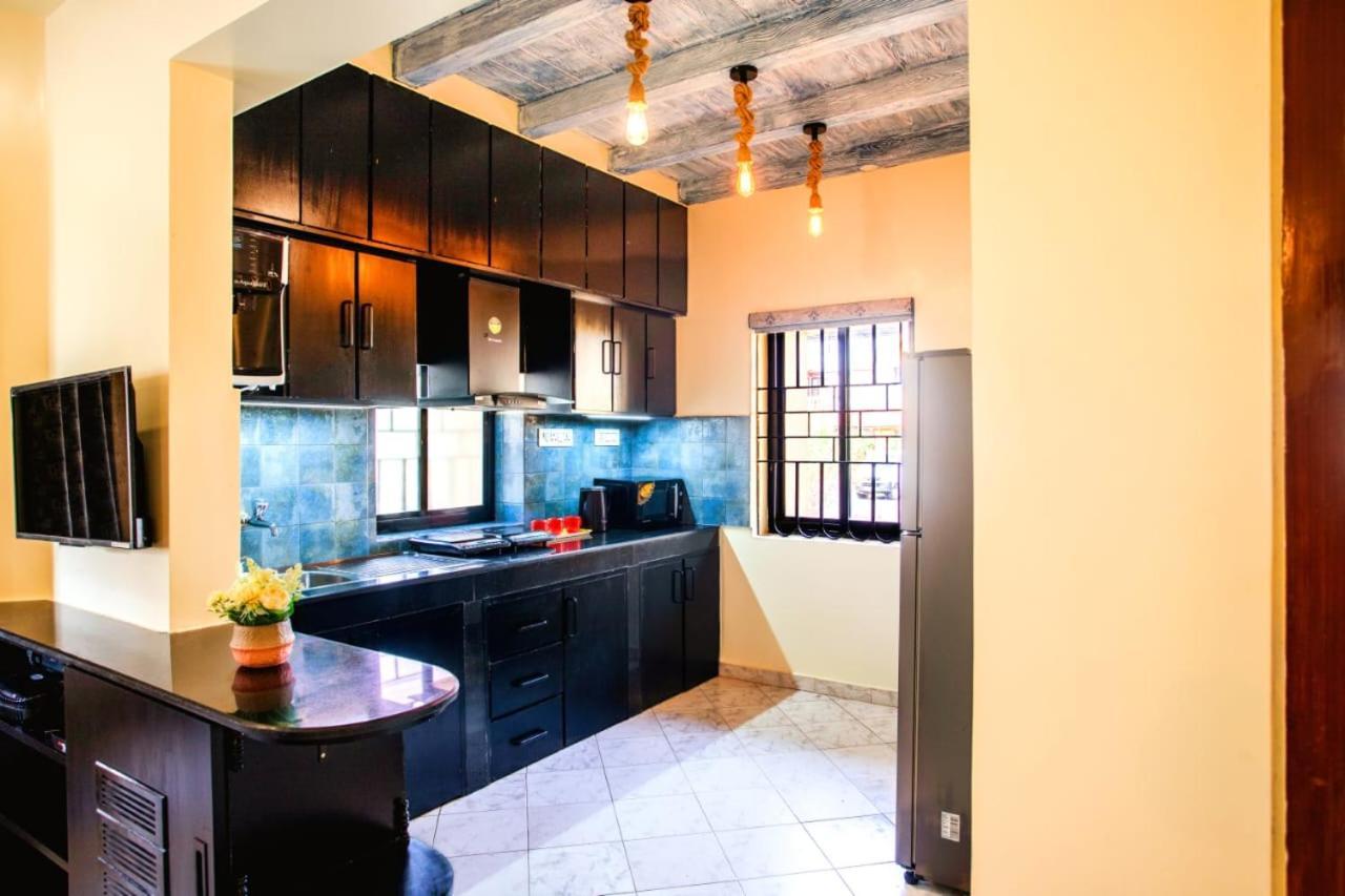'Golden Sea Pearl' 1 Bhk Beach Apartment บีนอลิม ภายนอก รูปภาพ