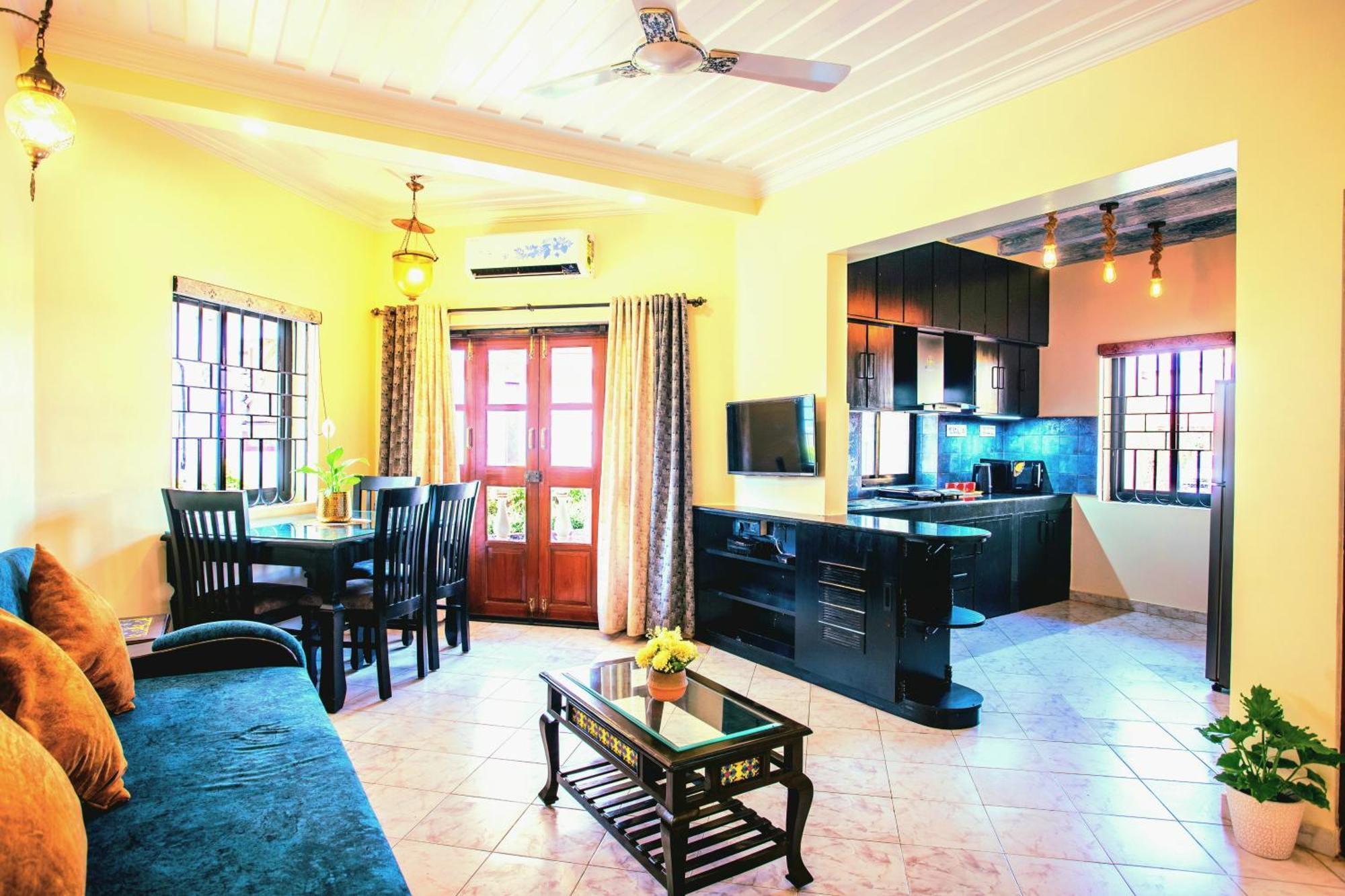 'Golden Sea Pearl' 1 Bhk Beach Apartment บีนอลิม ภายนอก รูปภาพ